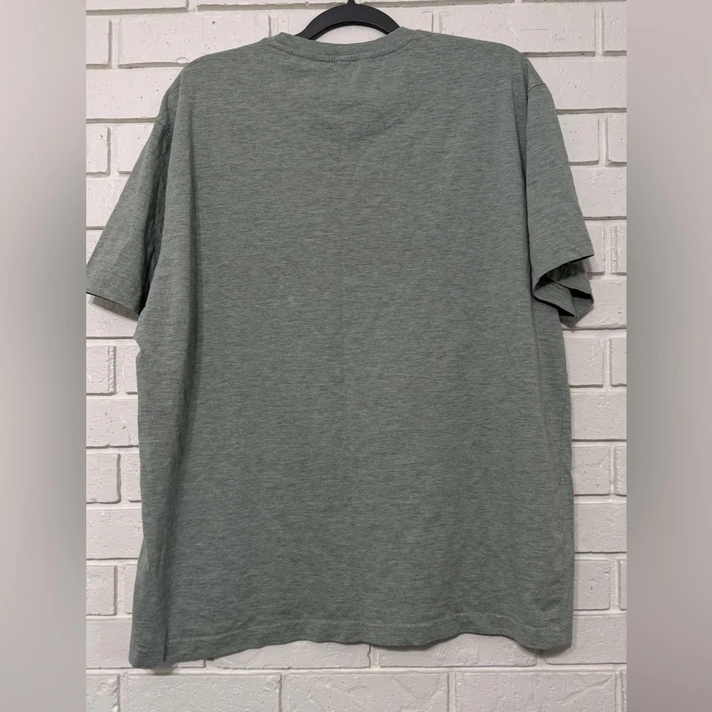 Men’s blue green tee with vintage car and surfboard graphic. Size XXL - Picture 2 of 4